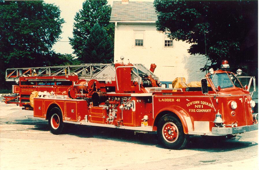 1957 American LaFrance 85' Aerial